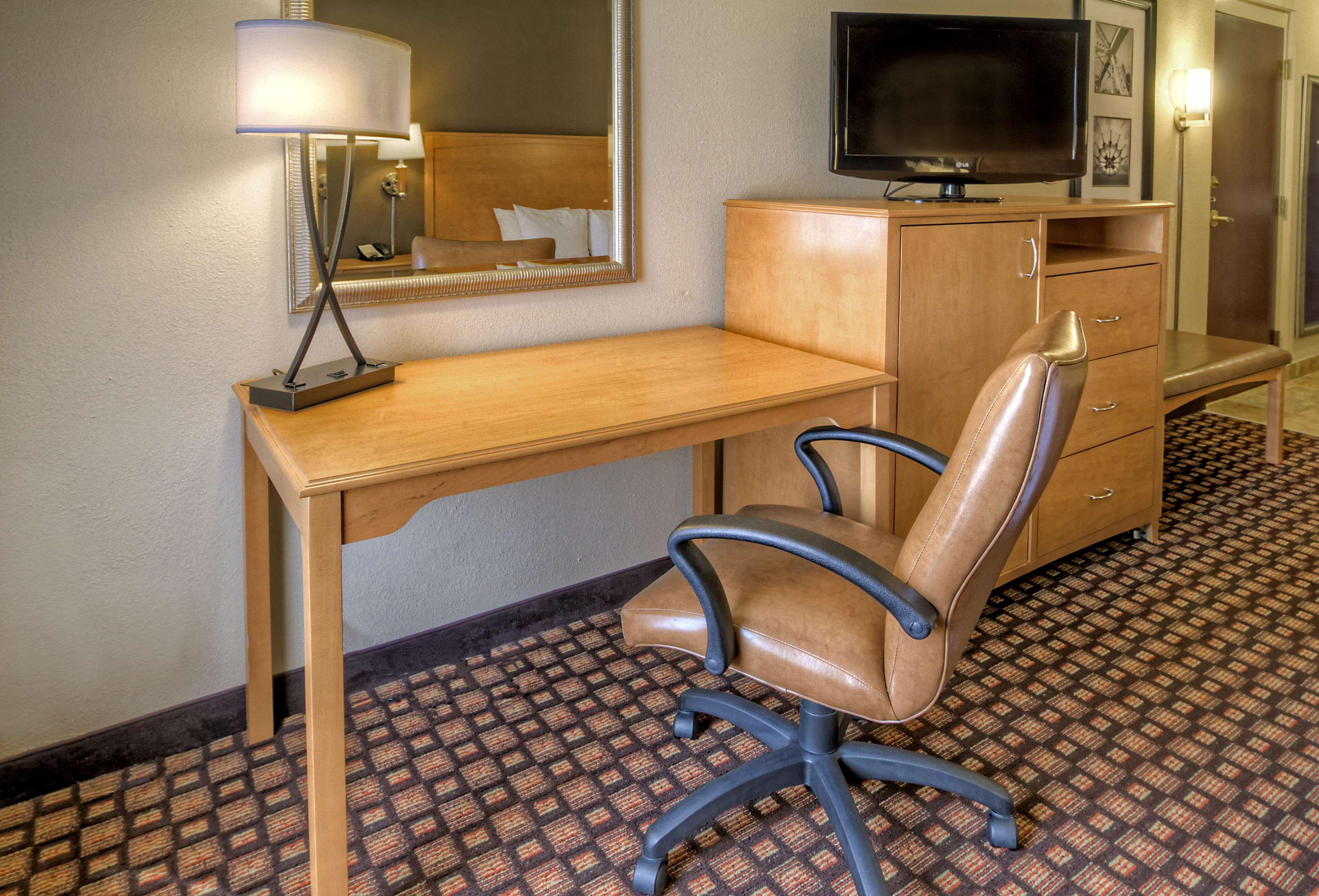 Hampton Inn & Suites Nashville-Vanderbilt-Elliston Place Exterior foto